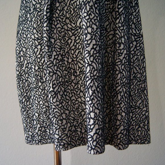 ASOS DRESS SIZE 14 Short Sleeves - Picture 4 of 8